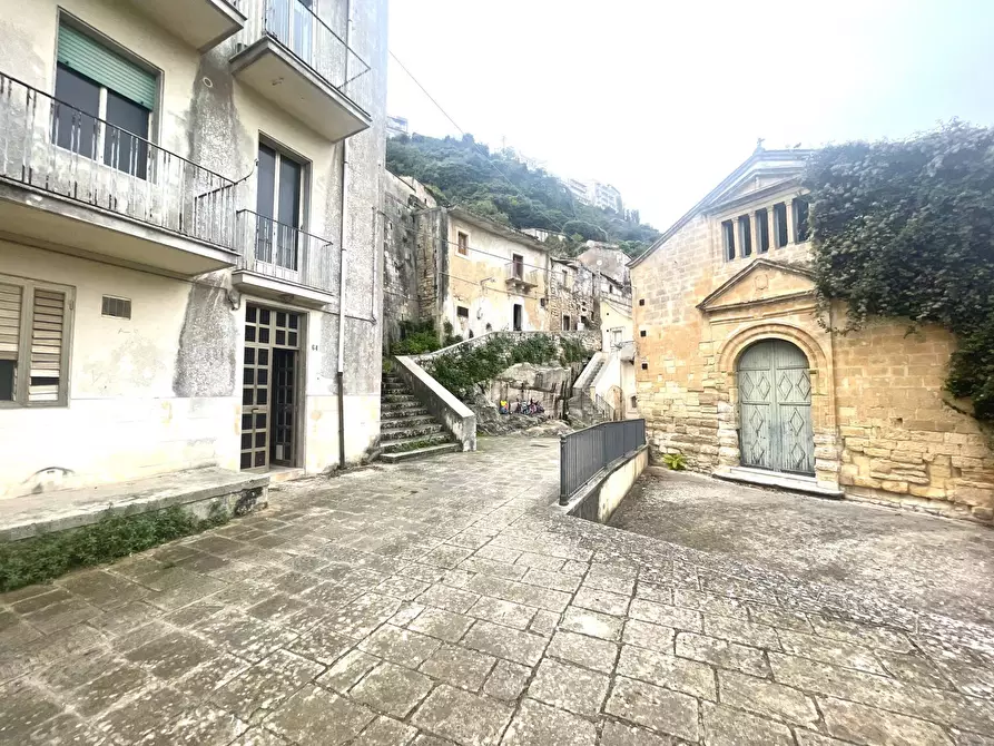 Immagine 3 di Casa indipendente in vendita  in corso mazzini a Ragusa