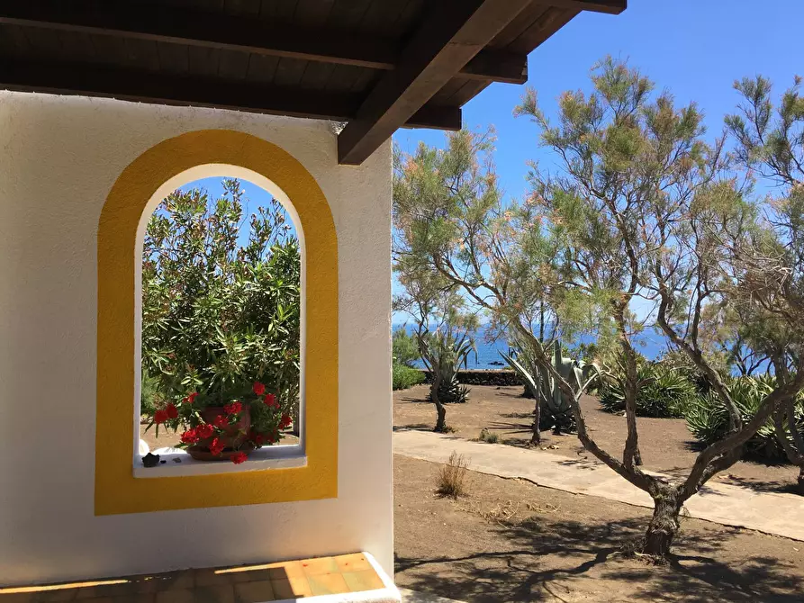 Immagine 1 di Villa in vendita  in contrada pozzolana a Lampedusa E Linosa