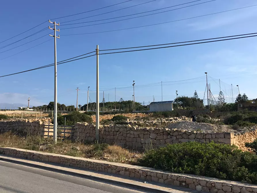 Immagine 1 di Terreno agricolo in vendita  in strada di ponente a Lampedusa E Linosa