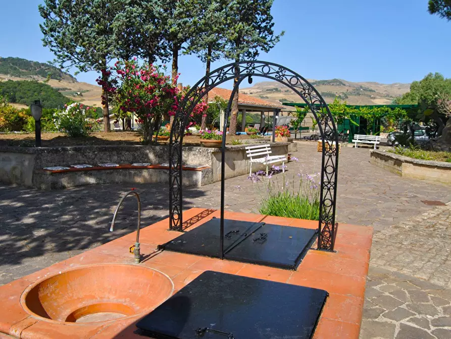 Immagine 25 di Villa in affitto  in Contrada Portelle snc a Gangi