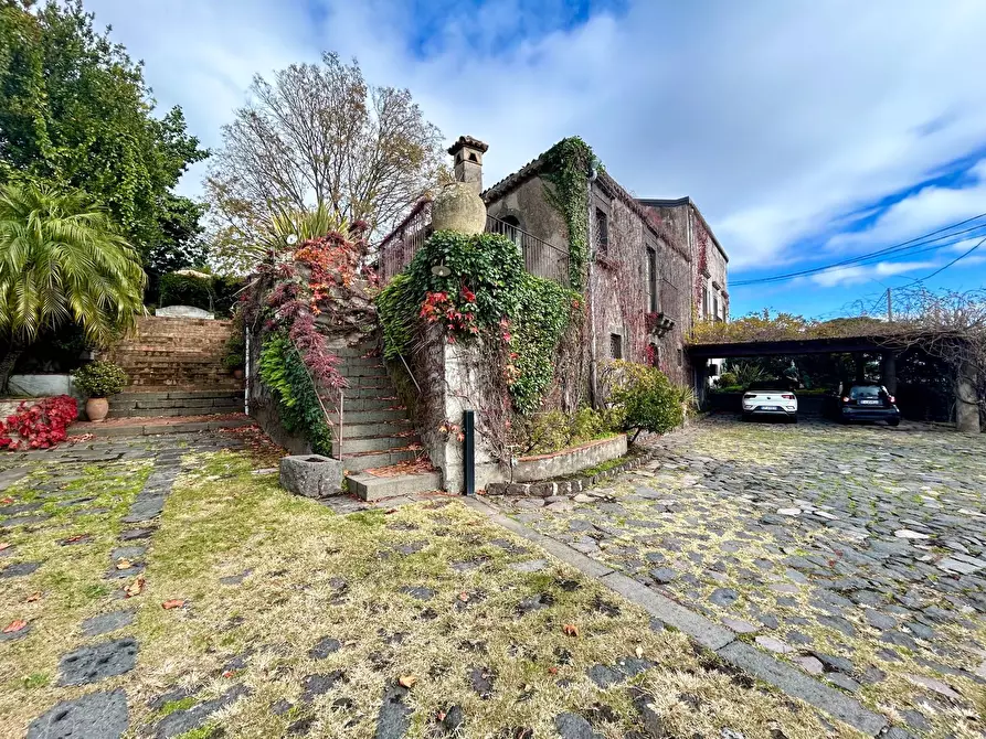 Immagine 4 di Villa in vendita  in via giuseppe garibaldi snc a Viagrande