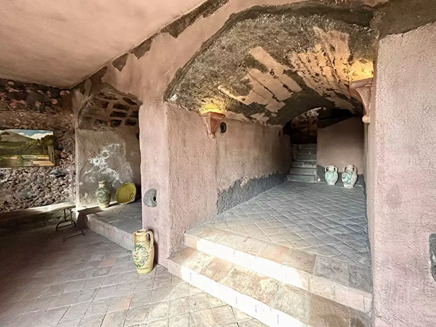 Immagine 10 di Villa in vendita  in via giuseppe garibaldi snc a Viagrande