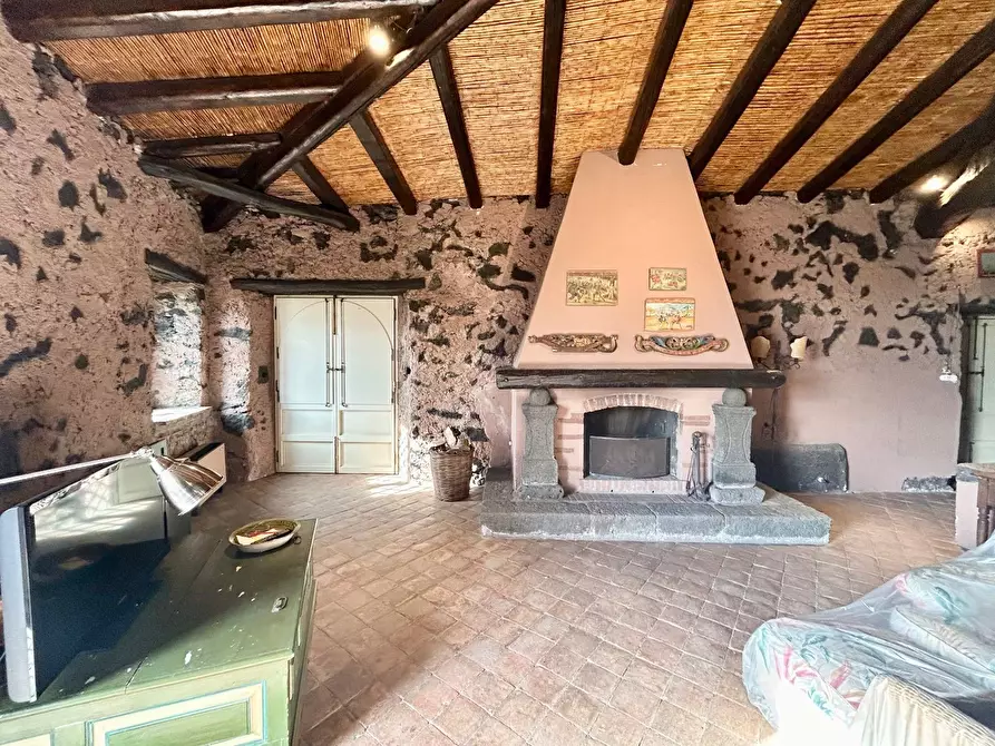 Immagine 21 di Villa in vendita  in via giuseppe garibaldi snc a Viagrande