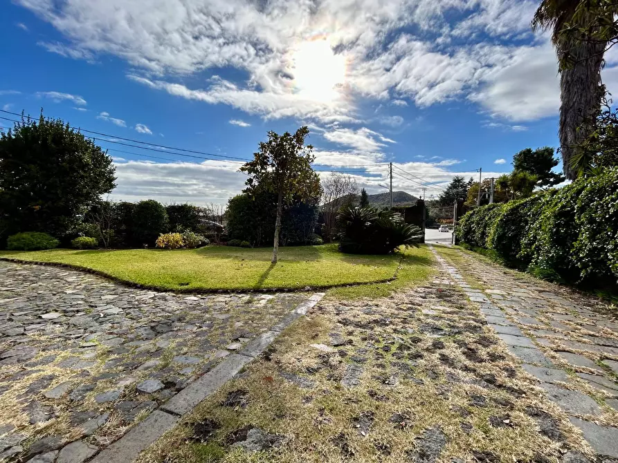 Immagine 61 di Villa in vendita  in via giuseppe garibaldi snc a Viagrande