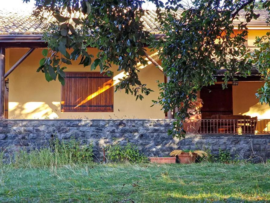 Immagine 6 di Villa in affitto  in Via Ugo Foscolo snc a Gravina Di Catania