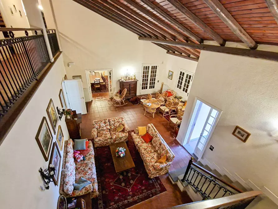 Immagine 8 di Villa in affitto  in Via Ugo Foscolo snc a Gravina Di Catania