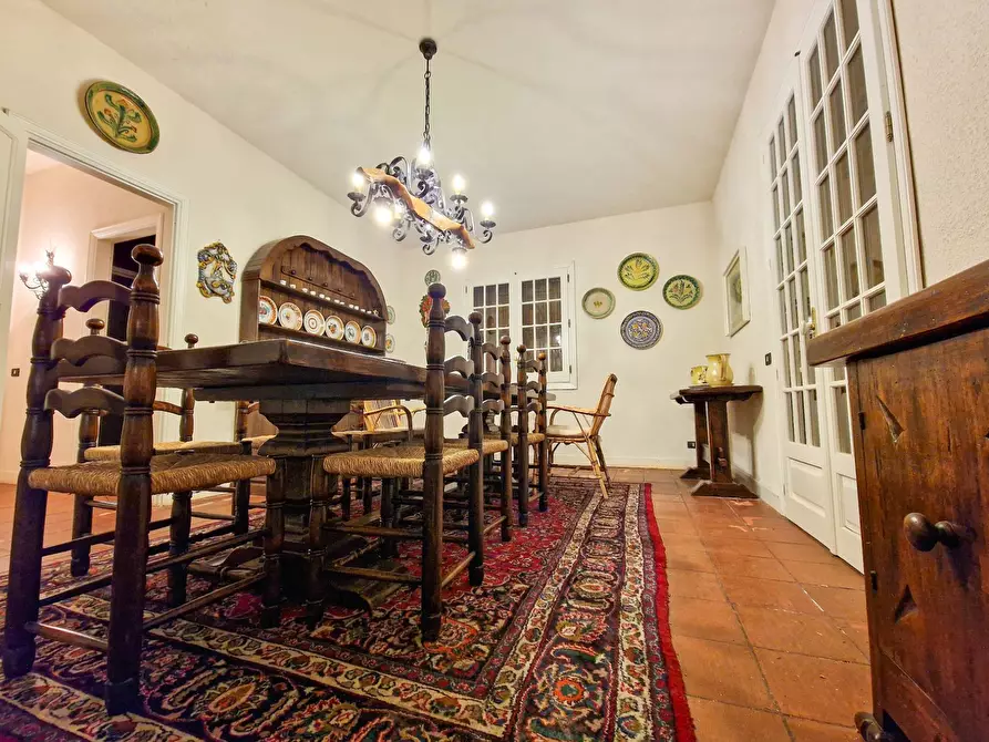 Immagine 15 di Villa in affitto  in Via Ugo Foscolo snc a Gravina Di Catania