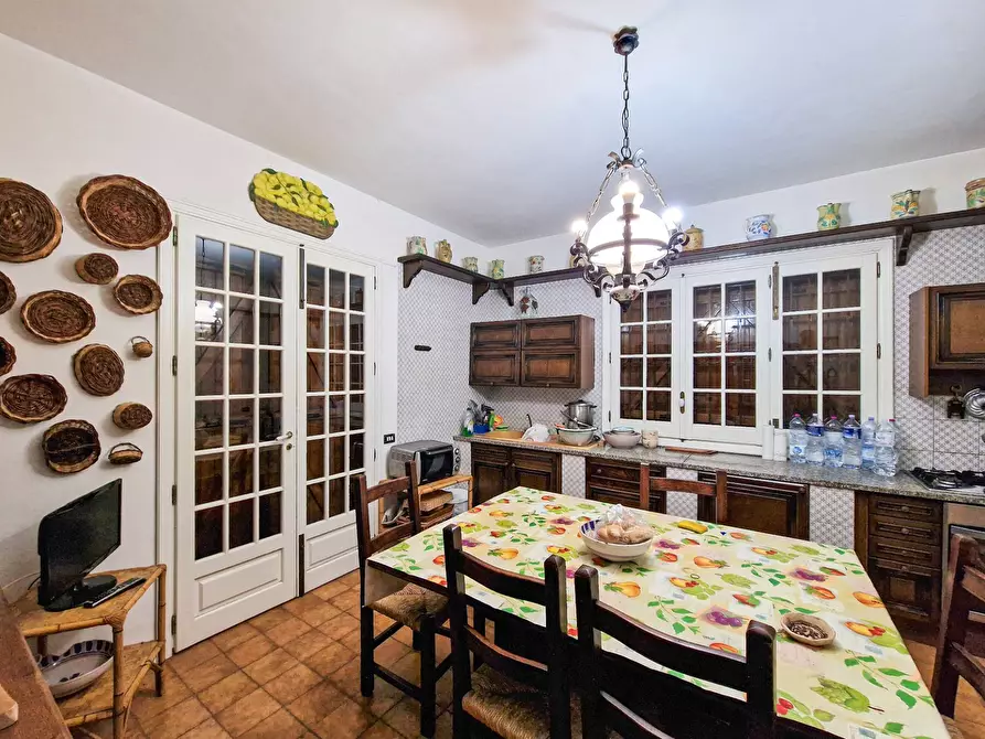 Immagine 20 di Villa in affitto  in Via Ugo Foscolo snc a Gravina Di Catania