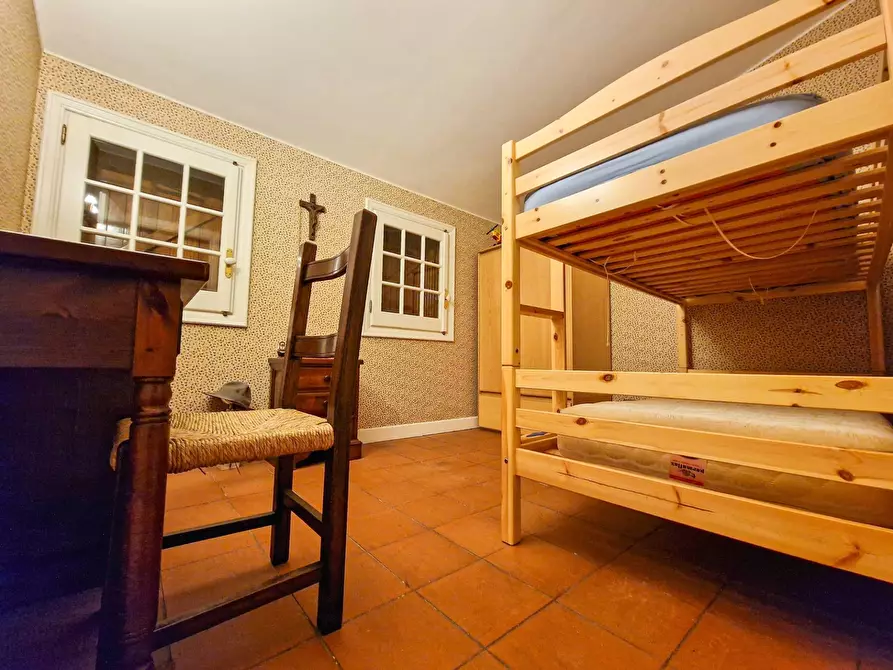 Immagine 31 di Villa in affitto  in Via Ugo Foscolo snc a Gravina Di Catania