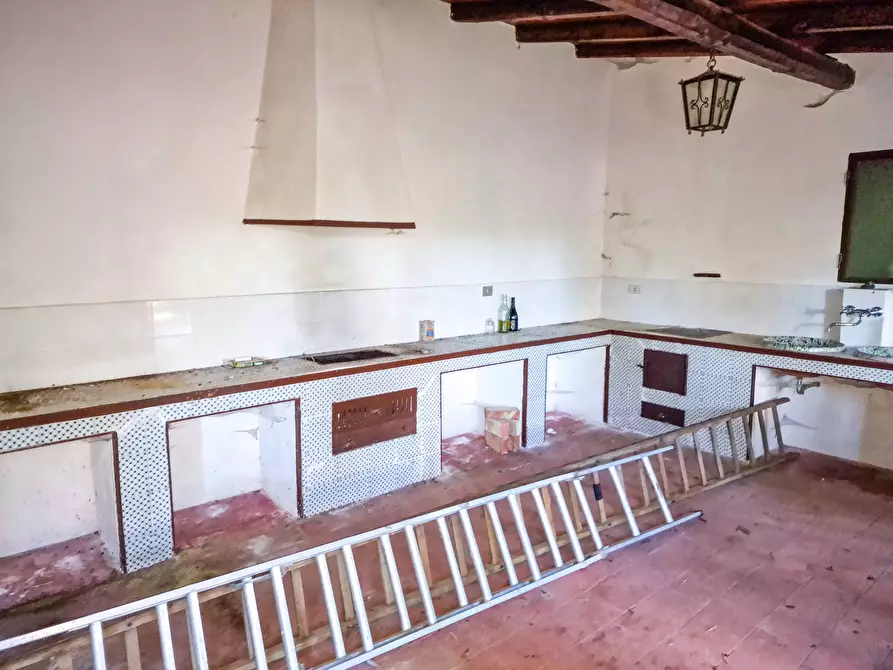 Immagine 38 di Villa in affitto  in Via Ugo Foscolo snc a Gravina Di Catania