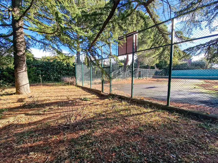 Immagine 41 di Villa in affitto  in Via Ugo Foscolo snc a Gravina Di Catania