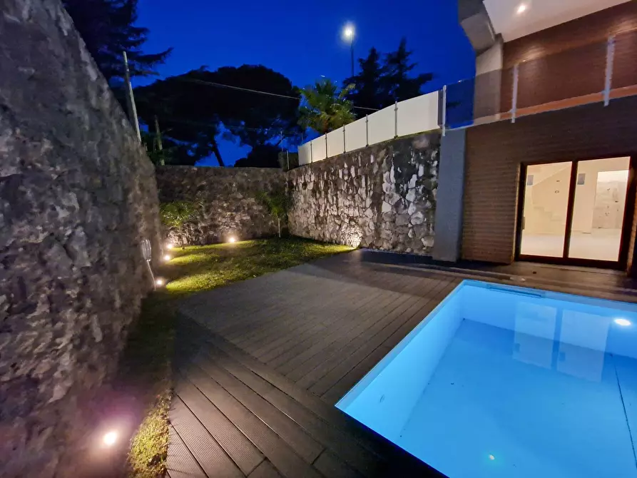 Immagine 5 di Villa in vendita  in Corso Ara Di Giove snc a Gravina Di Catania