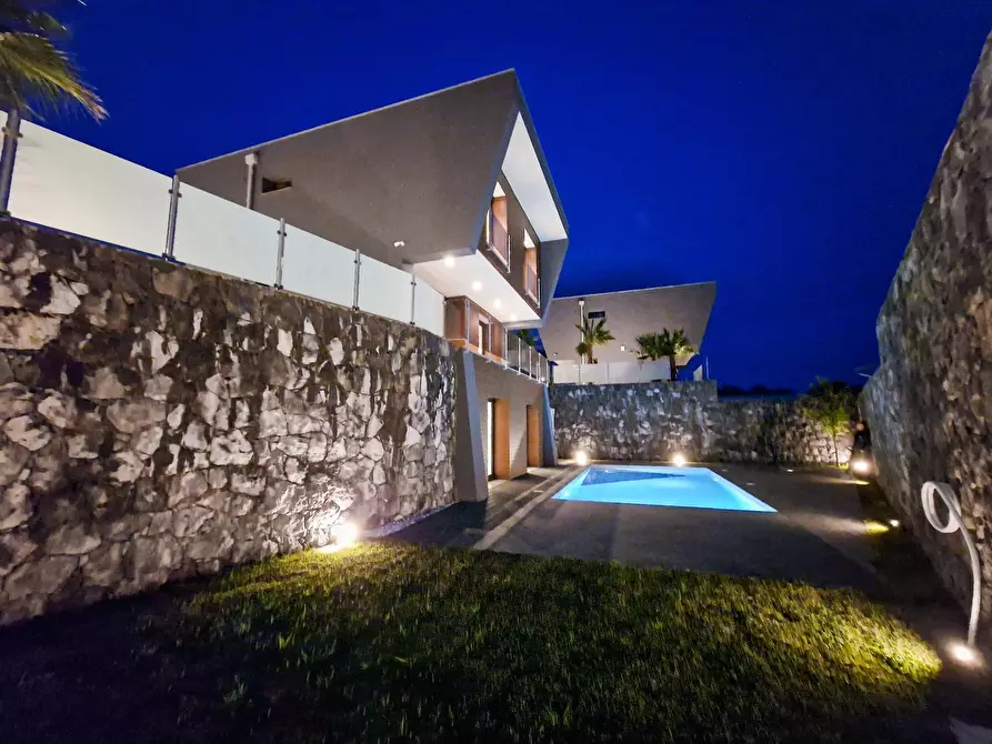 Immagine 6 di Villa in vendita  in Corso Ara Di Giove snc a Gravina Di Catania