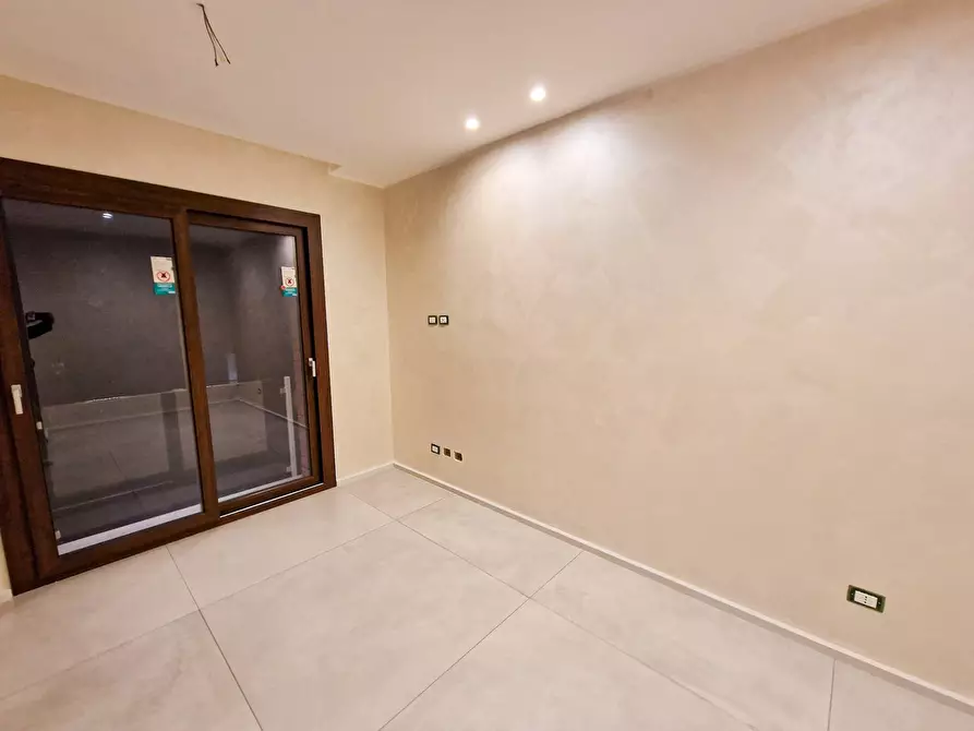 Immagine 21 di Villa in vendita  in Corso Ara Di Giove snc a Gravina Di Catania