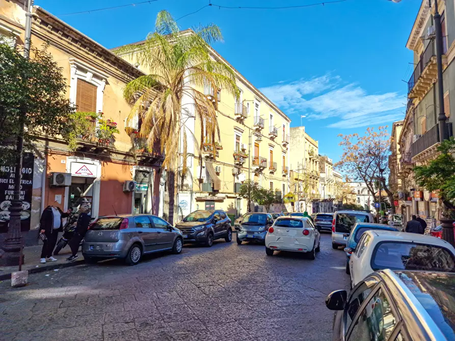 Immagine 2 di Appartamento in vendita  in Via Plebiscito snc a Catania