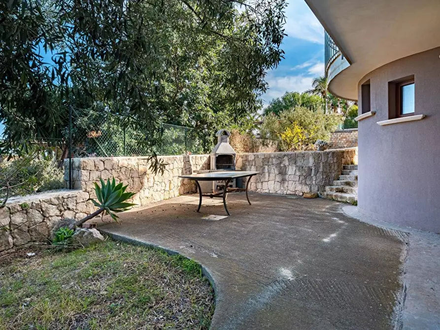 Immagine 5 di Villa in vendita  in via delle Aragoste snc a Augusta