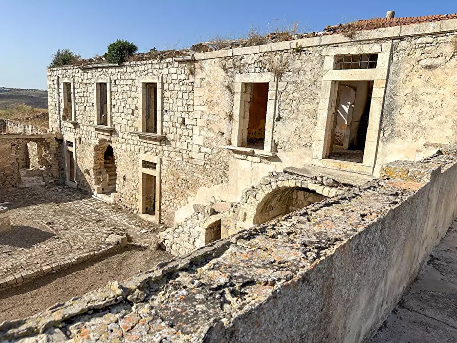 Immagine 27 di Rustico / casale in vendita  in piano dell'acqua snc a Chiaramonte Gulfi