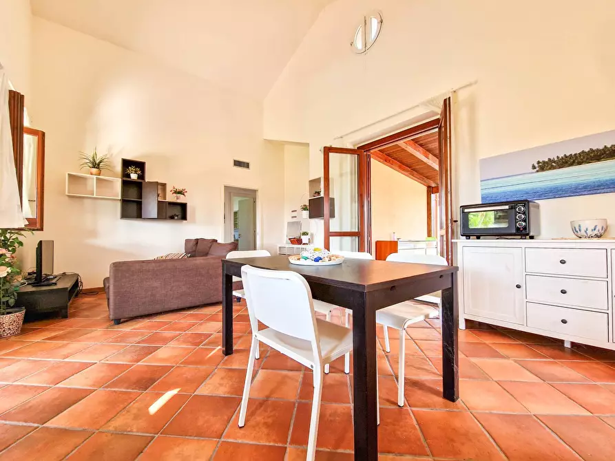 Immagine 10 di Villa in vendita  in Viale Enzo Ferrari snc a Scicli