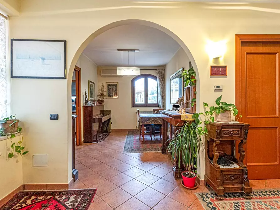 Immagine 4 di Villa in vendita  in via petrone snc a Aci Bonaccorsi