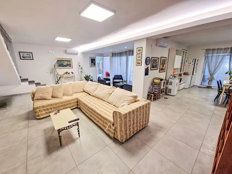 Immagine 4 di Villetta a schiera in vendita  in vicinale zagarone snc a Scicli