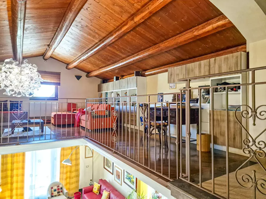 Immagine 12 di Villa in vendita  in Viale Del Lavoro snc a Scicli