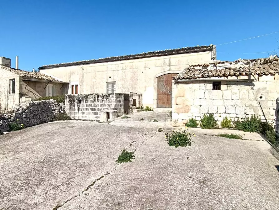 Immagine 10 di Rustico / casale in vendita  in VIa Modica Ispica snc a Modica