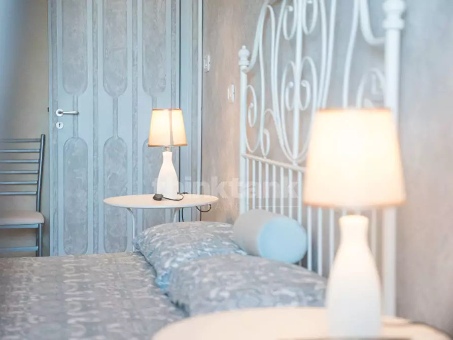 Immagine 28 di Palazzo in vendita  in Via Sipione snc a Rosolini