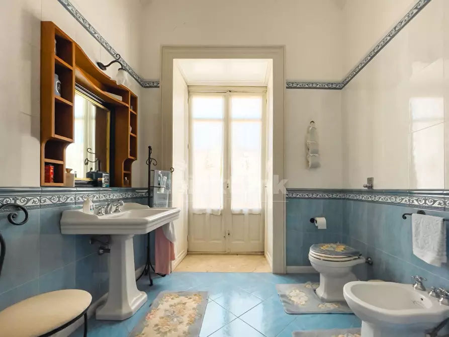 Immagine 27 di Palazzo in vendita  in Via Sipione snc a Rosolini