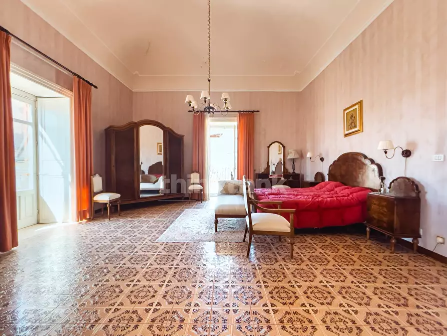 Immagine 34 di Palazzo in vendita  in Via Sipione snc a Rosolini