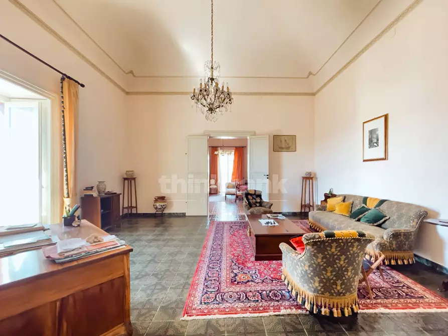 Immagine 19 di Palazzo in vendita  in Via Sipione snc a Rosolini