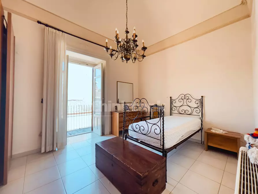 Immagine 23 di Palazzo in vendita  in Via Sipione snc a Rosolini