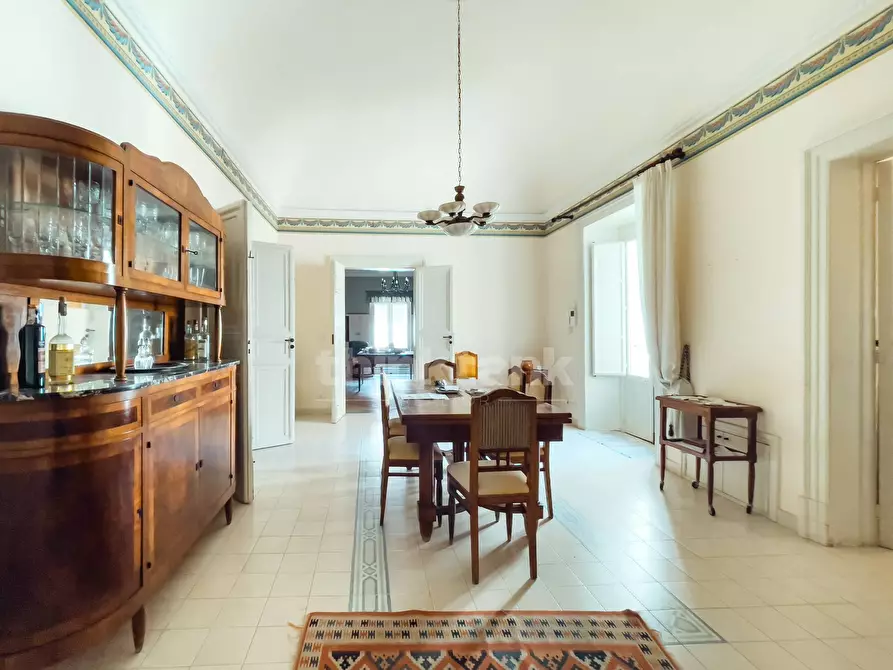 Immagine 25 di Palazzo in vendita  in Via Sipione snc a Rosolini