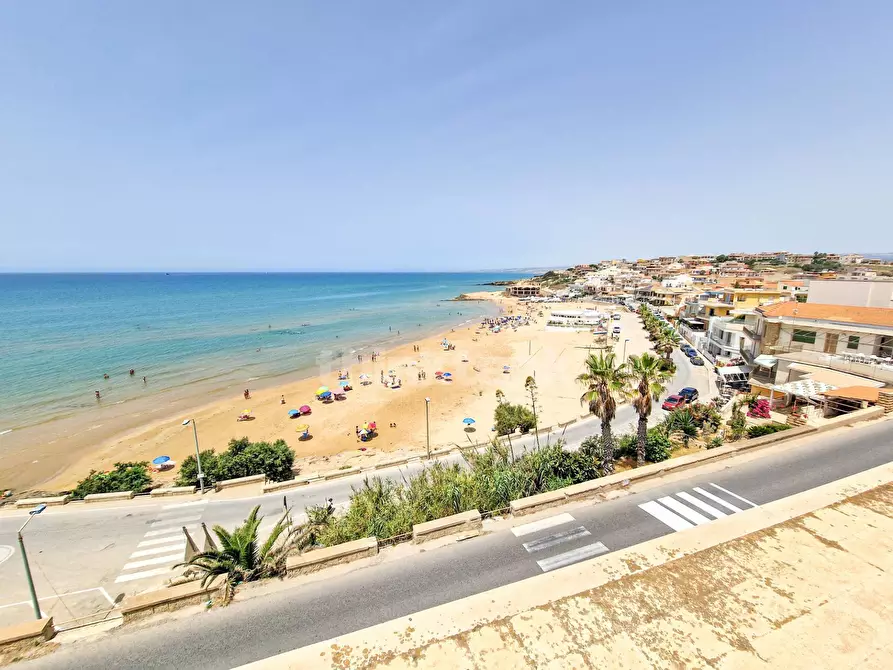 Immagine 3 di Appartamento in vendita  in Via Ciane snc a Scicli