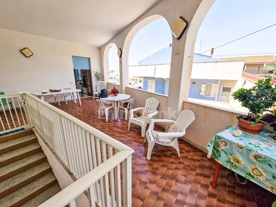 Immagine 15 di Appartamento in vendita  in Via Ciane snc a Scicli