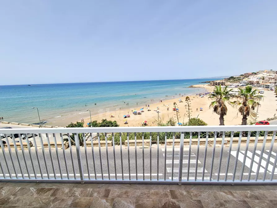 Immagine 10 di Appartamento in vendita  in Via Ciane snc a Scicli