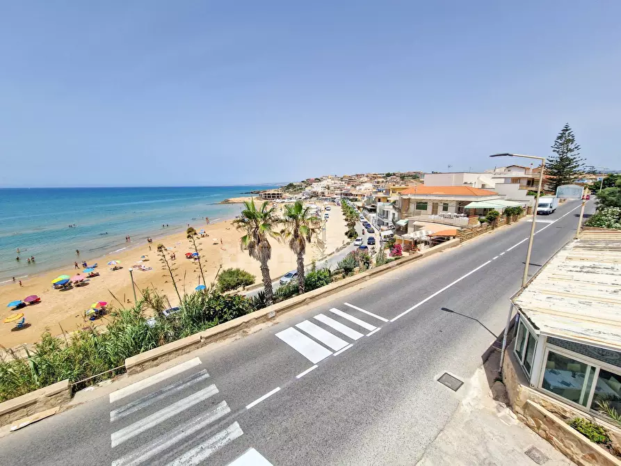 Immagine 19 di Appartamento in vendita  in Via Ciane snc a Scicli