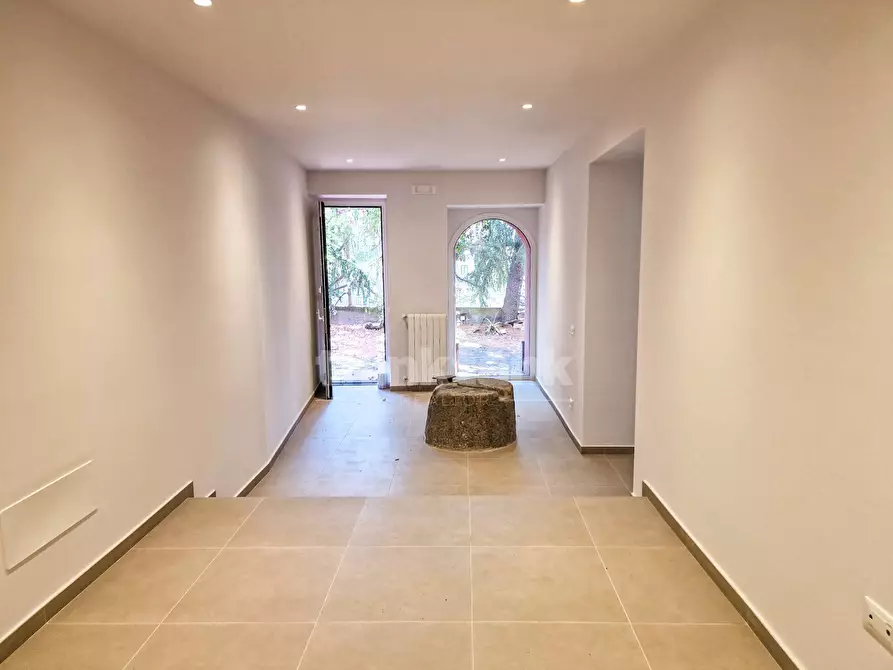 Immagine 14 di Appartamento in vendita  in Via Pietro Nenni snc a Zafferana Etnea