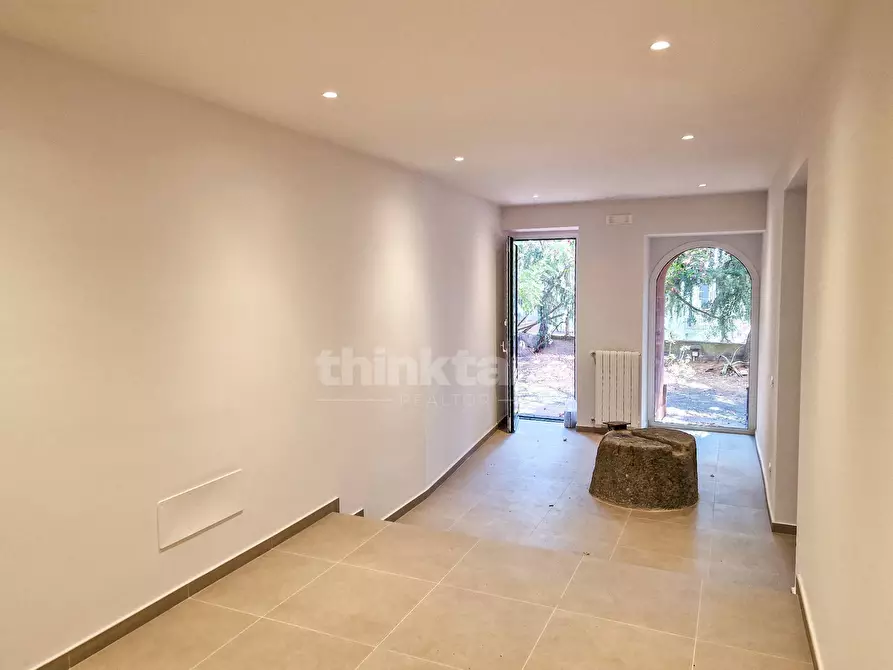 Immagine 16 di Appartamento in vendita  in Via Pietro Nenni snc a Zafferana Etnea