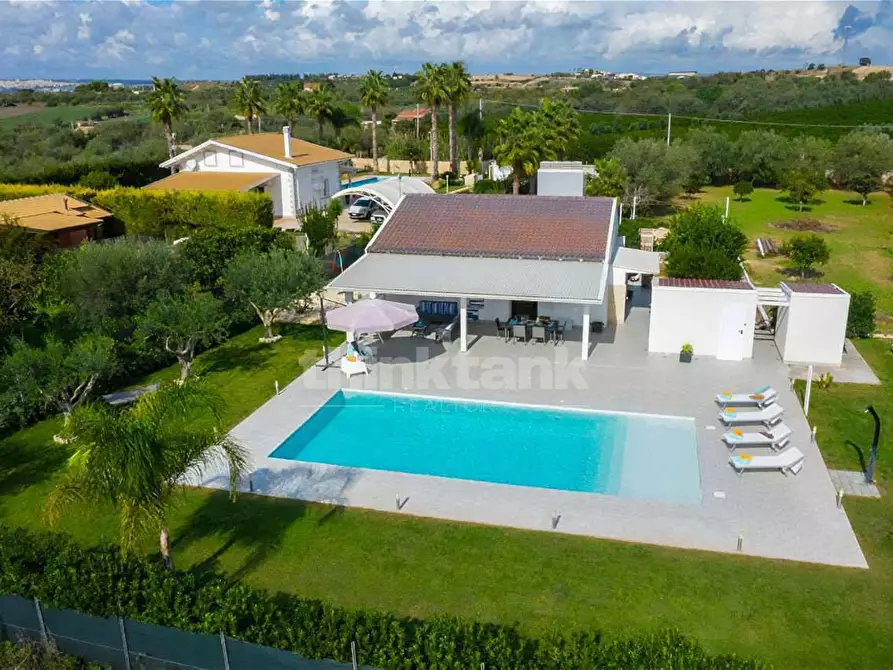 Immagine 4 di Villa in vendita  in Via Ucca Marina snc a Ispica