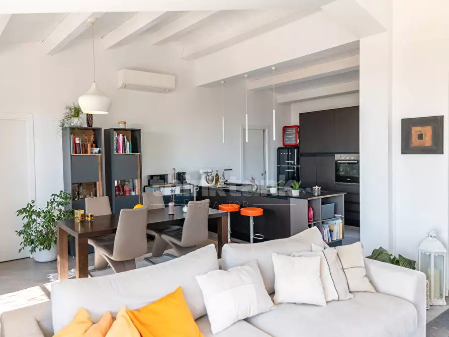 Immagine 16 di Villa in vendita  in via Meti a Avola