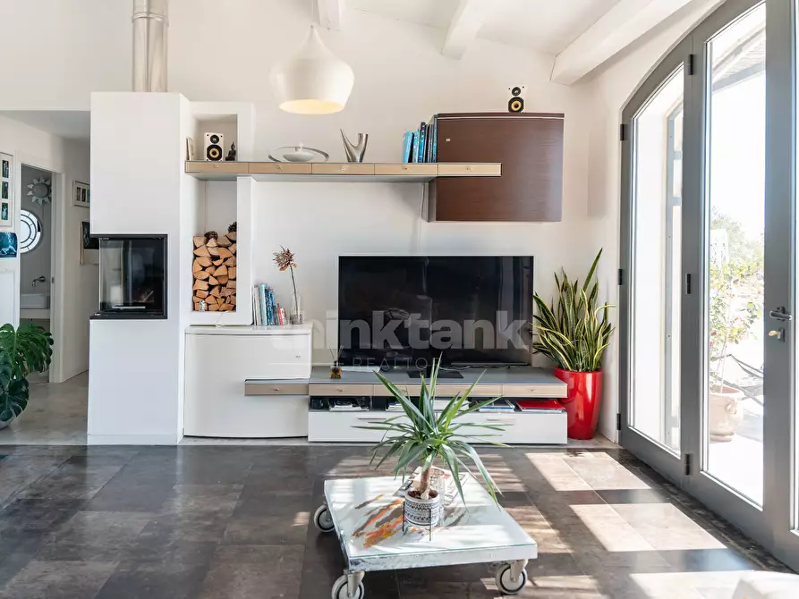 Immagine 22 di Villa in vendita  in via Meti a Avola