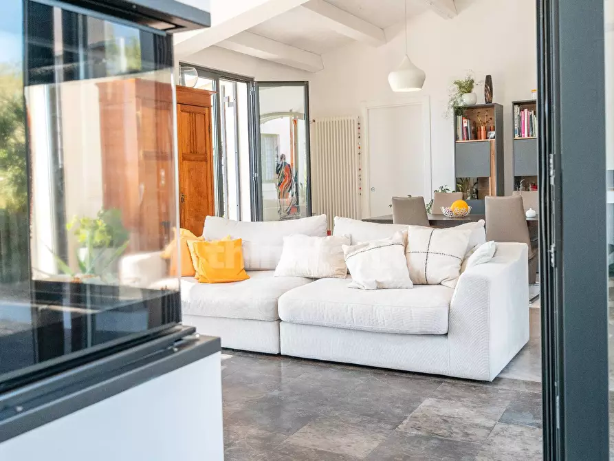 Immagine 31 di Villa in vendita  in via Meti a Avola