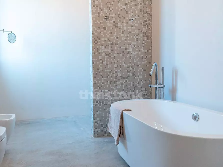 Immagine 49 di Villa in vendita  in via Meti a Avola