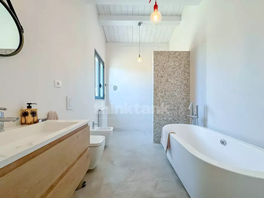 Immagine 50 di Villa in vendita  in via Meti a Avola