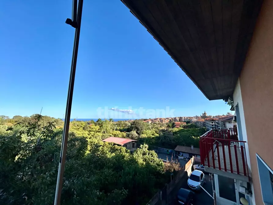 Immagine 10 di Appartamento in vendita  in via finocchiari 121 a Aci Catena