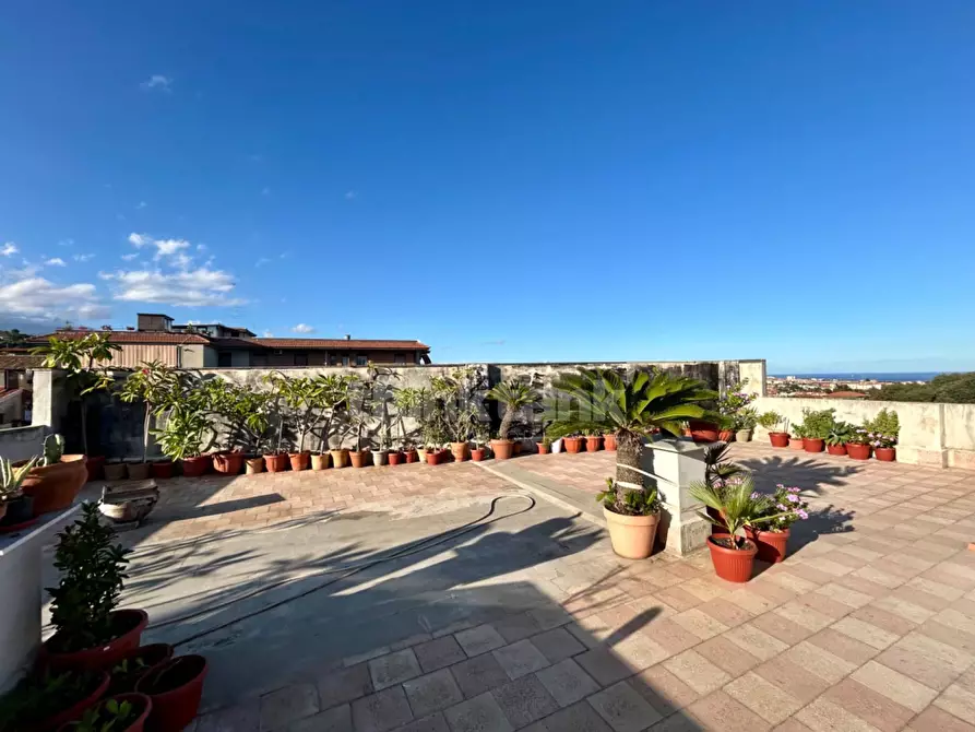 Immagine 13 di Appartamento in vendita  in via finocchiari 121 a Aci Catena