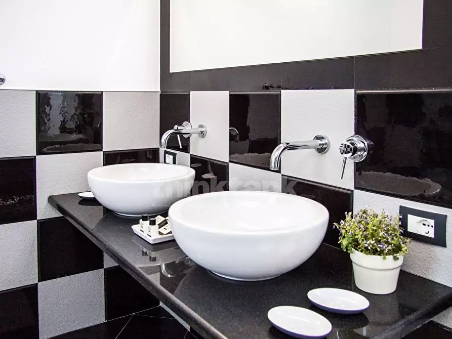 Immagine 34 di Villa in vendita  in Ragusa Ibla a Ragusa