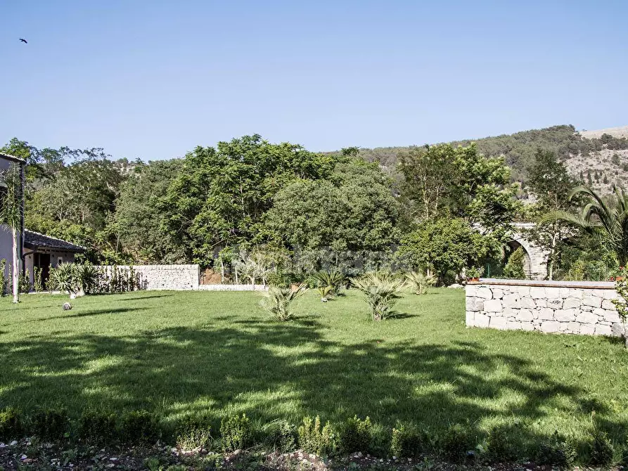 Immagine 4 di Villa in vendita  in Ragusa Ibla a Ragusa