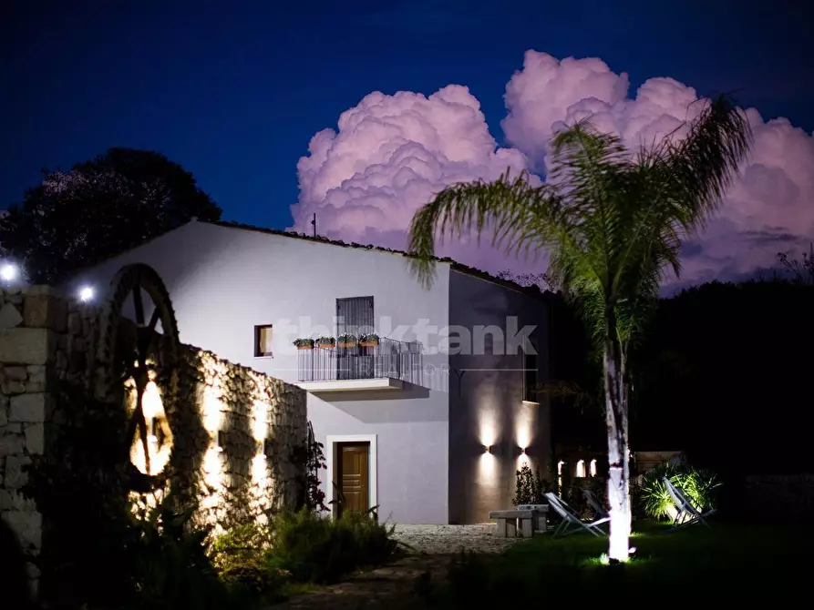 Immagine 3 di Villa in vendita  in Ragusa Ibla a Ragusa