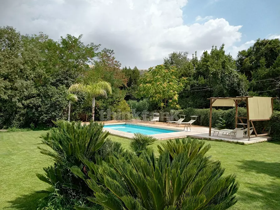 Immagine 2 di Villa in vendita  in Ragusa Ibla a Ragusa